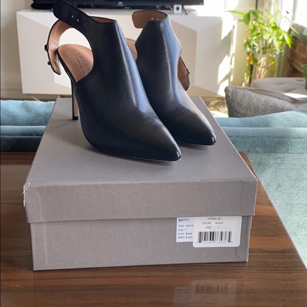 Galstian Heritage black leather heels/shoes